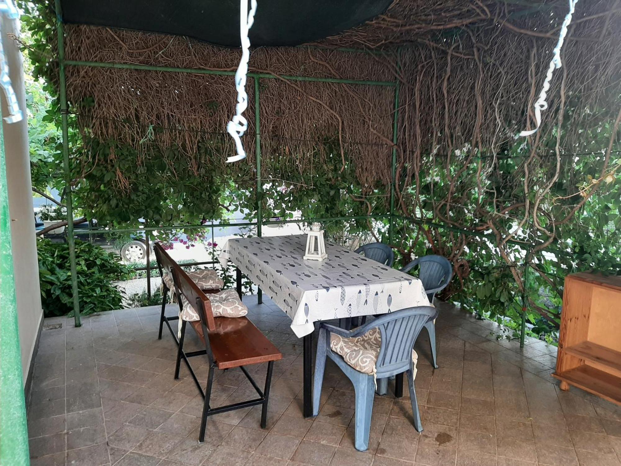 Apartmani Marija Povljana Bilik gambar